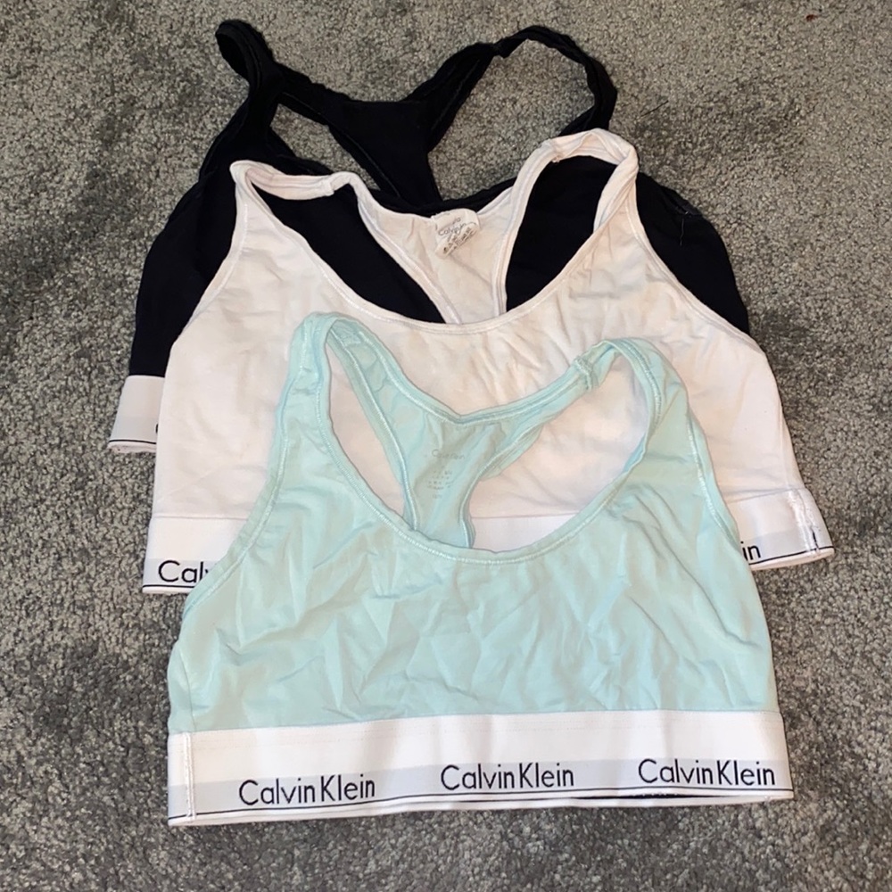 Calvin Klein Sports bras- BLACK & WHITE ONLY
